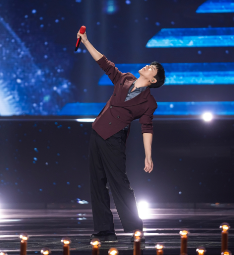 国庆晚会精彩瞬间多！孙楠刘嘉玲开场合唱，李雪健牛犇罕寄语青年休闲区蓝鸢梦想 - Www.slyday.coM