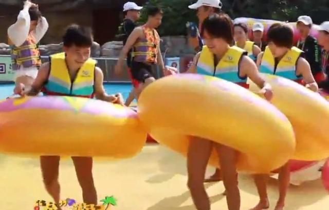 全红婵成孩子王!带着队友疯玩,过山车坐了6次,胆子比男生还大休闲区蓝鸢梦想 - Www.slyday.coM