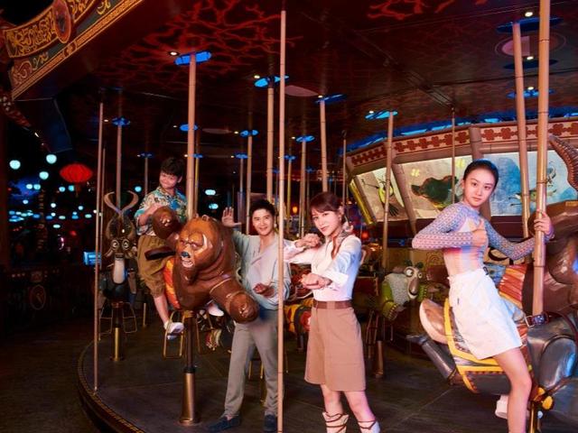 十一假期来到,田亮叶一茜一家四口出行,森碟靓仔唯美出镜!休闲区蓝鸢梦想 - Www.slyday.coM 十一假期来到,田亮叶一茜一家四口出行,森碟靓仔唯美出镜!休闲区蓝鸢梦想 - Www.slyday.coM