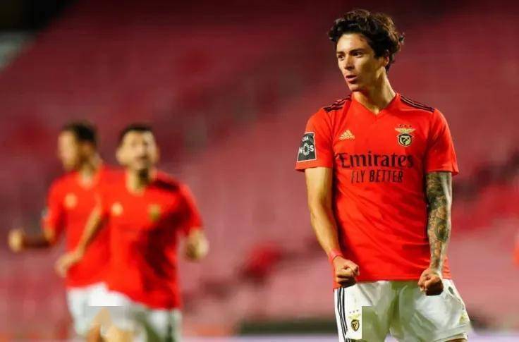 努涅斯在对巴萨的比赛中一战成名，引来米兰国米马竞三家的竞买休闲区蓝鸢梦想 - Www.slyday.coM