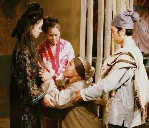 她是《红楼梦》中最强势的女人，杀伐决断却命运悲惨：女人，为何不能太“刚”？休闲区蓝鸢梦想 - Www.slyday.coM