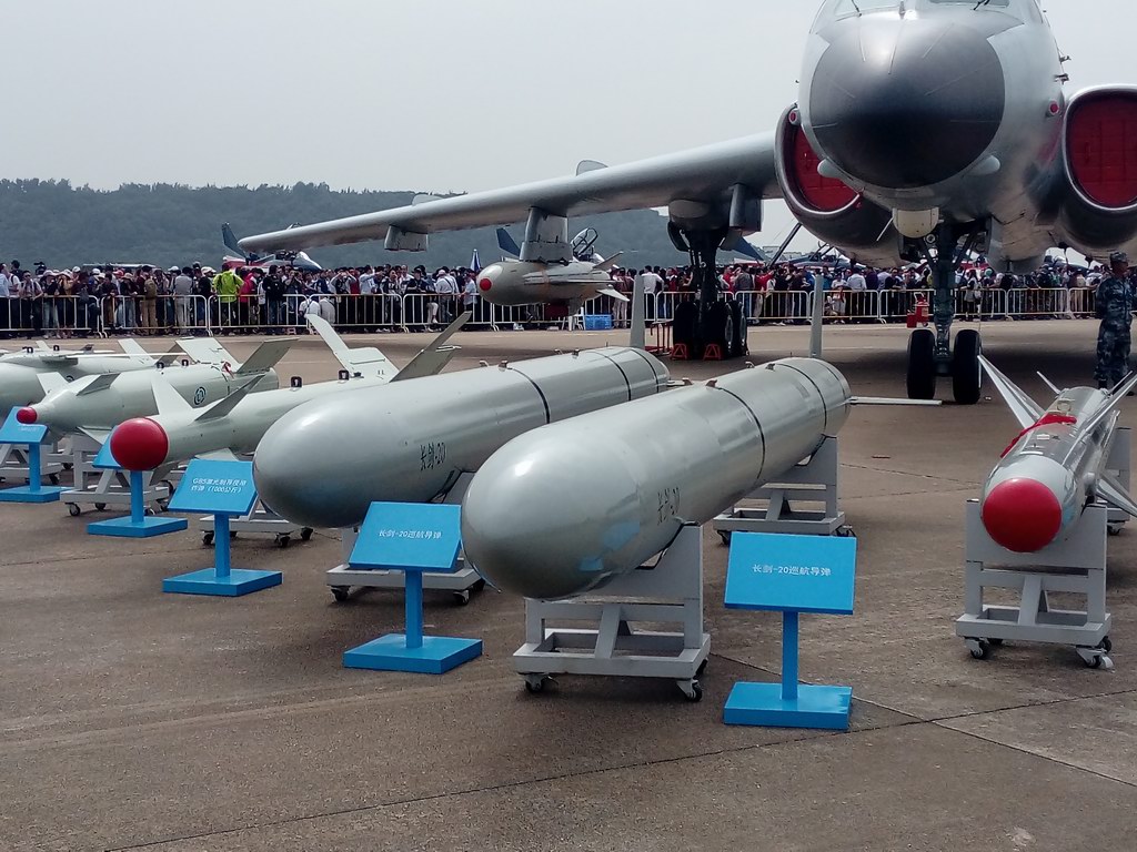 珠海航展远轰露峥嵘中国空军跨越历史性门槛中