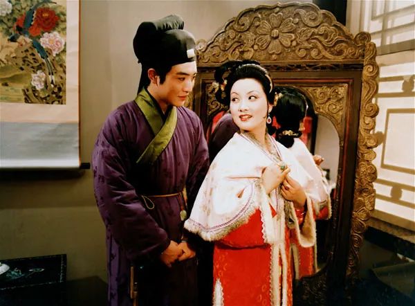 她是《红楼梦》中最强势的女人，杀伐决断却命运悲惨：女人，为何不能太“刚”？休闲区蓝鸢梦想 - Www.slyday.coM