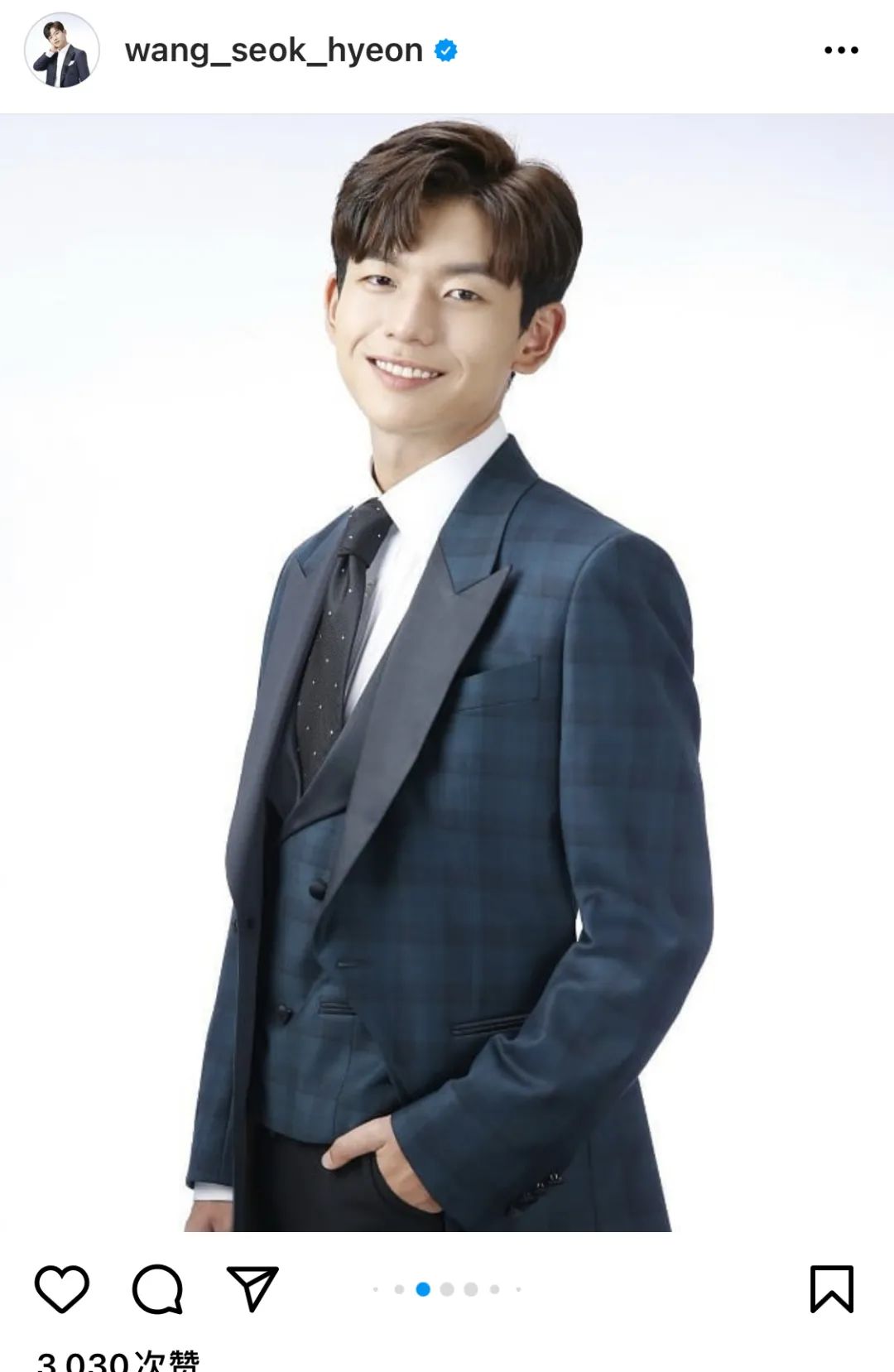 还记得"坏笑弟弟"表情包王锡玄吗?16岁带小女友上节目?