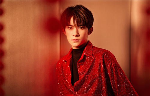 《长津湖》票房破十亿！易烊千玺表现惊艳，他凭啥成名导宠儿？休闲区蓝鸢梦想 - Www.slyday.coM