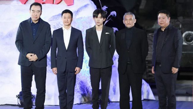 《长津湖》用了4天就成为年度票房季军,出品人评易烊千玺有灵气休闲区蓝鸢梦想 - Www.slyday.coM 《长津湖》用了4天就成为年度票房季军,出品人评易烊千玺有灵气休闲区蓝鸢梦想 - Www.slyday.coM