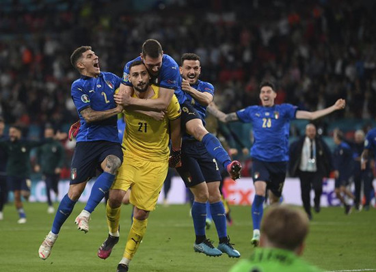 观赛指南休闲区蓝鸢梦想 - Www.slyday.coM