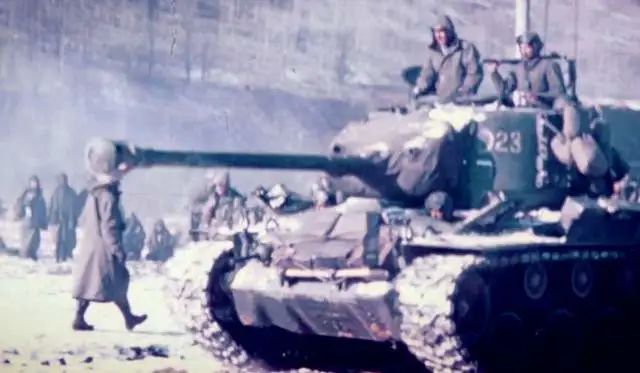 长津湖战役中，美军航空兵部队，为何才是志愿军的最大威胁？休闲区蓝鸢梦想 - Www.slyday.coM