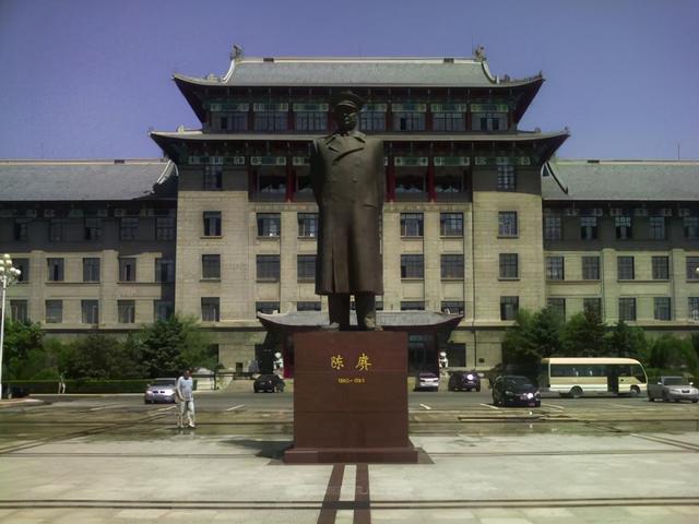 历史上的今天1953年9月1日哈尔滨军事工程学院正式开学