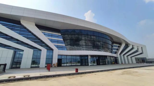 赣深高铁仲恺站站房建设进入收尾阶段