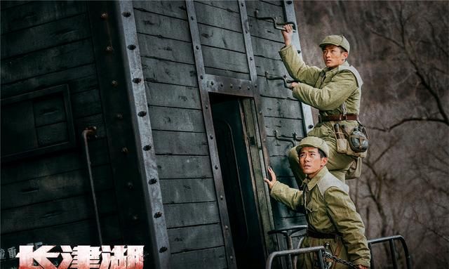 《长津湖》有多牛?上映4天票房持续逆跌,上座率逐日上升休闲区蓝鸢梦想 - Www.slyday.coM 《长津湖》有多牛?上映4天票房持续逆跌,上座率逐日上升休闲区蓝鸢梦想 - Www.slyday.coM