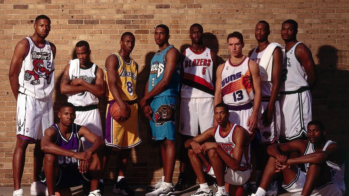 选秀大会分4个等级：11届A级，库里哈登09届S级，那SSS级有多猛休闲区蓝鸢梦想 - Www.slyday.coM