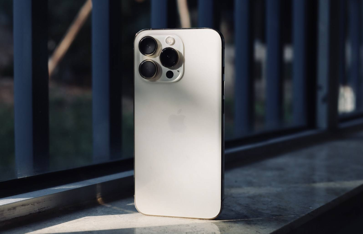 3674元！iPhone 13 Pro成本曝光，苹果确实更“良心”了！休闲区蓝鸢梦想 - Www.slyday.coM