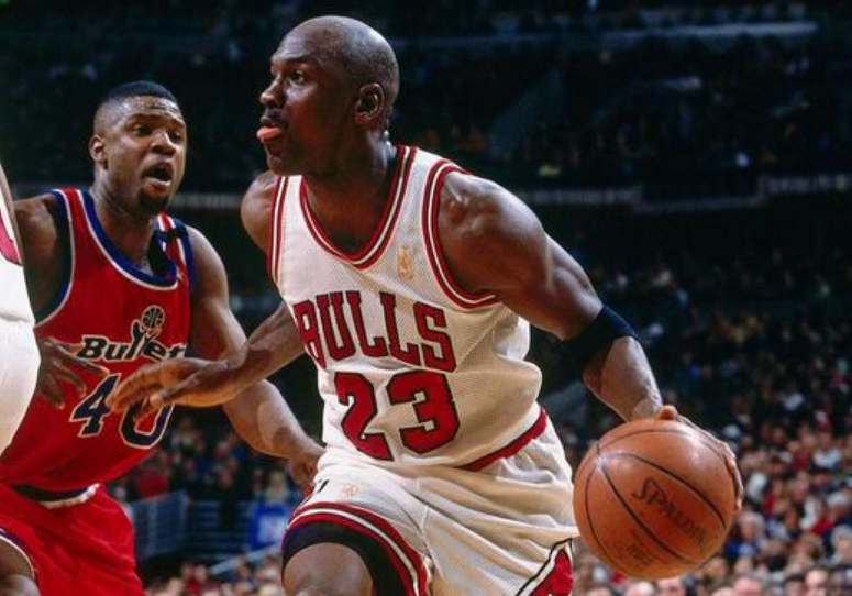 生涯10000进球有多强？现役仅1人，甜瓜差一点，库里差得远休闲区蓝鸢梦想 - Www.slyday.coM