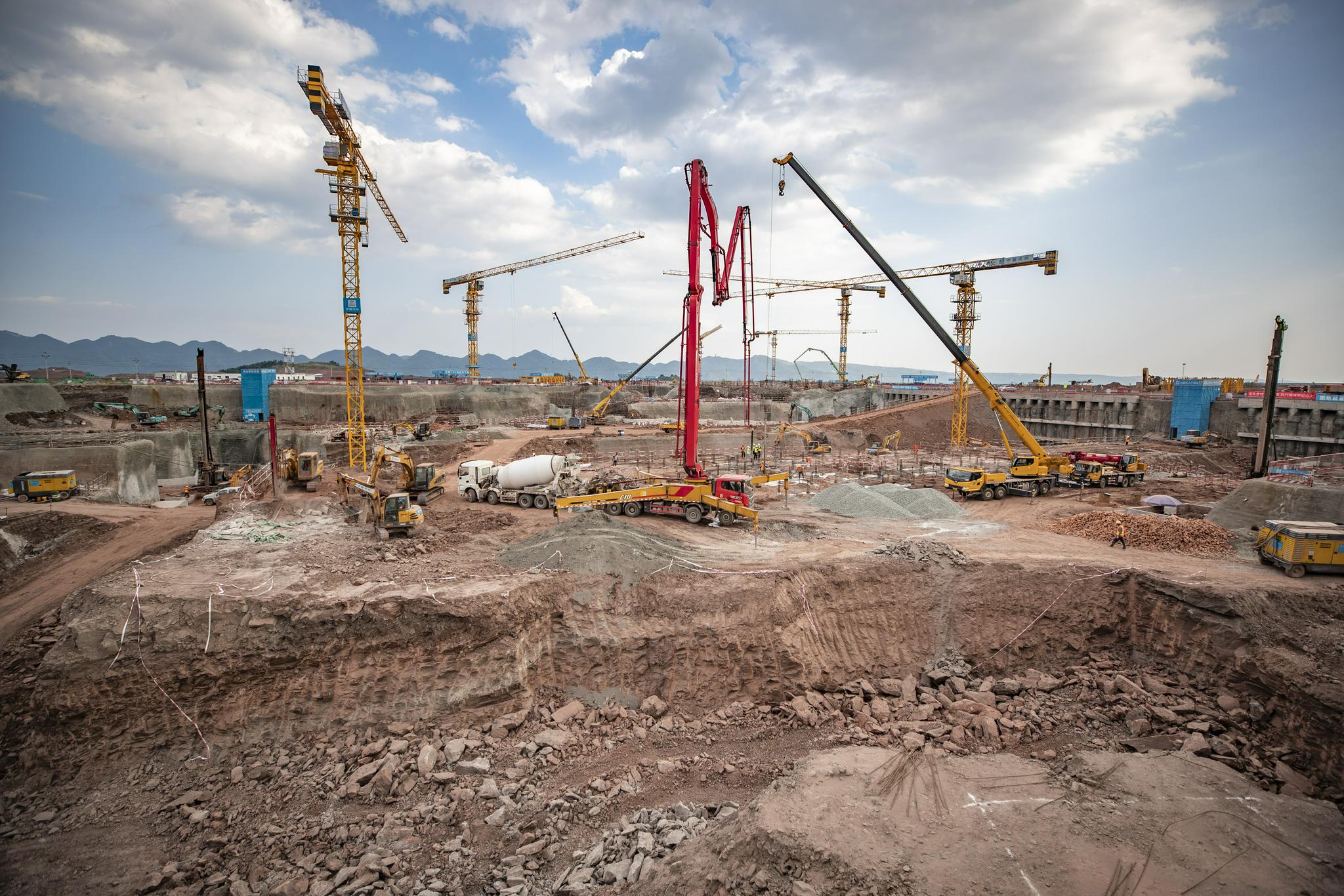 重庆江北国际机场建设进入主体施工阶段|黄伟|江北|国际机场_新浪新闻