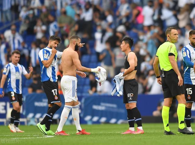 值得吹一辈子！本泽马主动要求跟武磊交换球衣，让队友羡慕不已休闲区蓝鸢梦想 - Www.slyday.coM