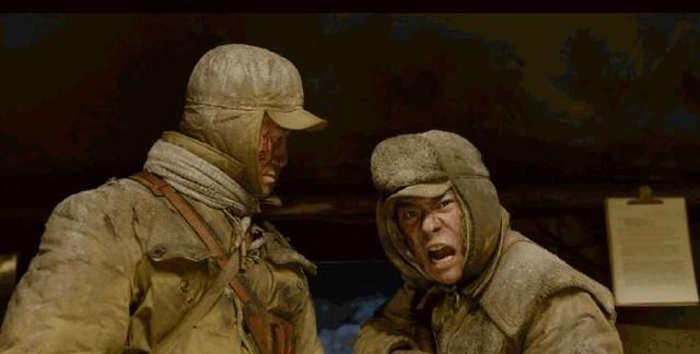 《长津湖》这么大一个疏忽,居然反被资深影人夸谈为注重细节?休闲区蓝鸢梦想 - Www.slyday.coM