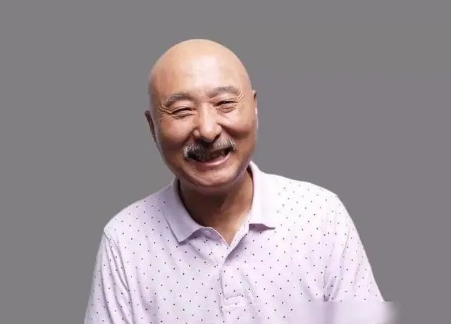 陈佩斯：我是一个非常干净的人，争取不让后人嘲笑自己休闲区蓝鸢梦想 - Www.slyday.coM