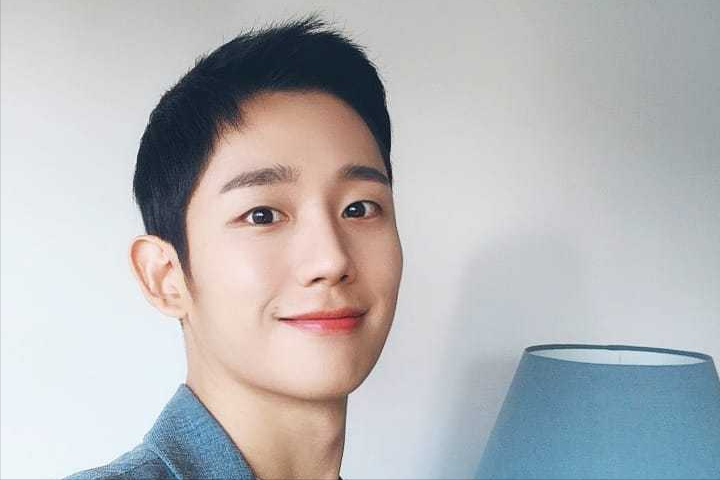 《雪滴花》公开海报:丁海寅金智秀跳舞很唯美,很像《爱乐之城》