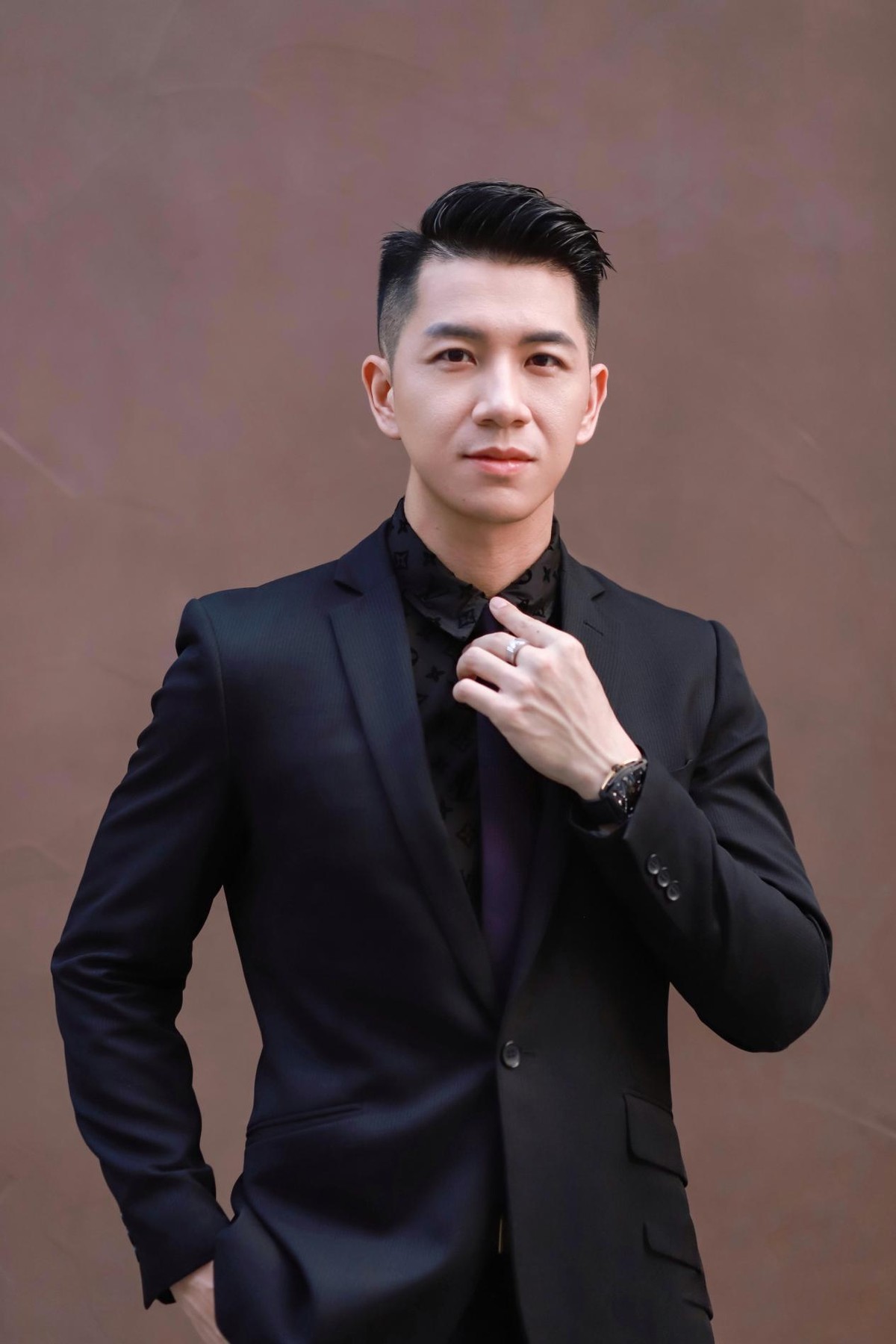 陈鑫担任2021第34届manhunt世界男模大赛广州总决赛评委|陈鑫|男模