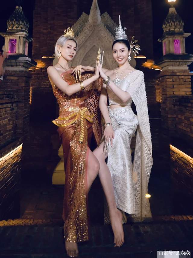 陈露王萌晒旅行照视频大秀曼妙身姿陈露获赞王萌遭怒怼