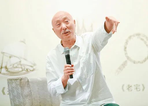 陈佩斯：我是一个非常干净的人，争取不让后人嘲笑自己休闲区蓝鸢梦想 - Www.slyday.coM