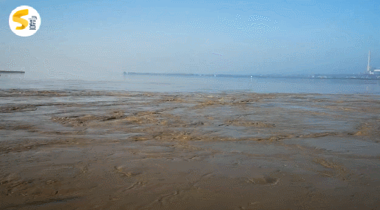 这里山体滑坡正在紧张抢通！陕西多地遭暴雨袭击，气温创今秋新低休闲区蓝鸢梦想 - Www.slyday.coM