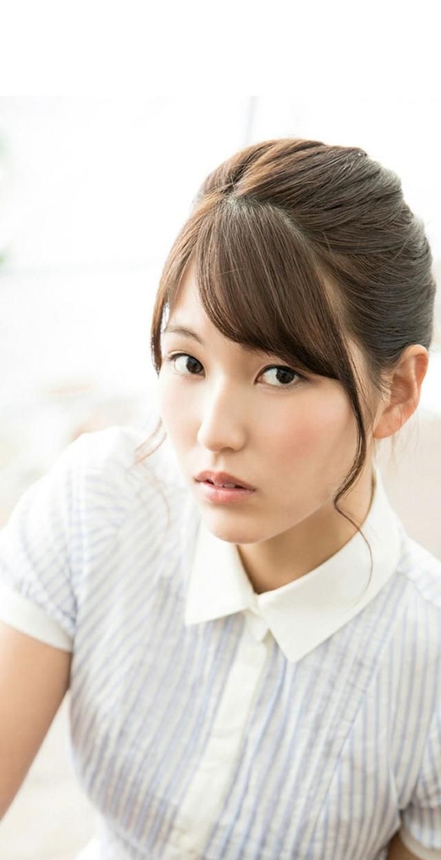 原彩香,影视作品多产的大高个日本女演员__财经头条