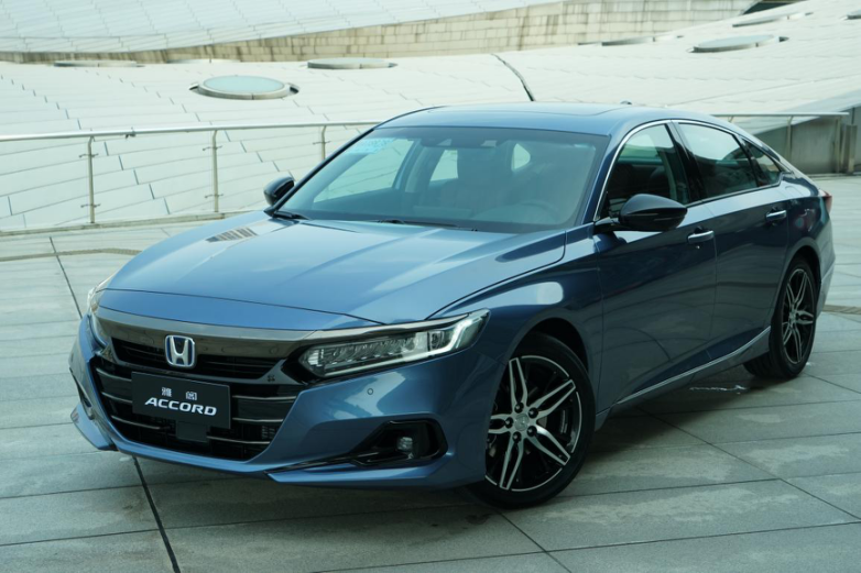 中期改款雅阁来袭车身加长搭载15t20l混动两种动力