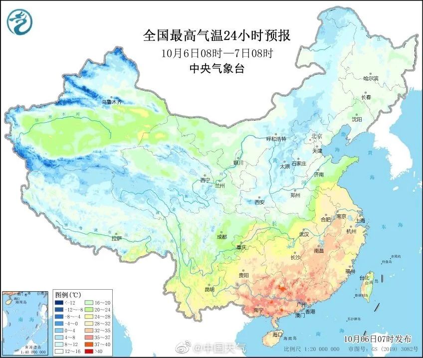 北京连日来阴雨不断，山区云雾缭绕