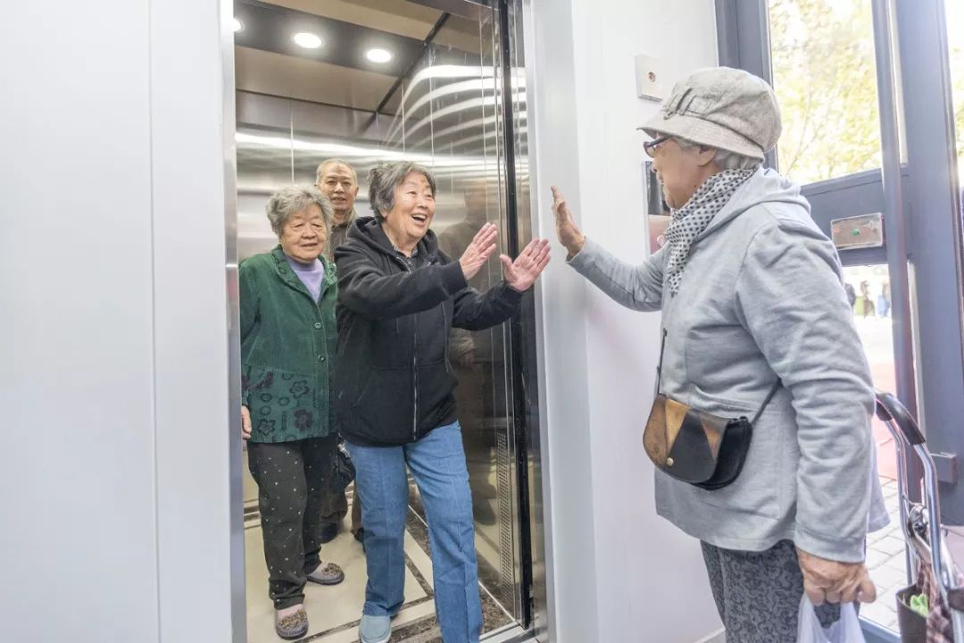 加装电梯有了"新方案",以后安装不用花一分钱了|电梯|小区|住户_新浪