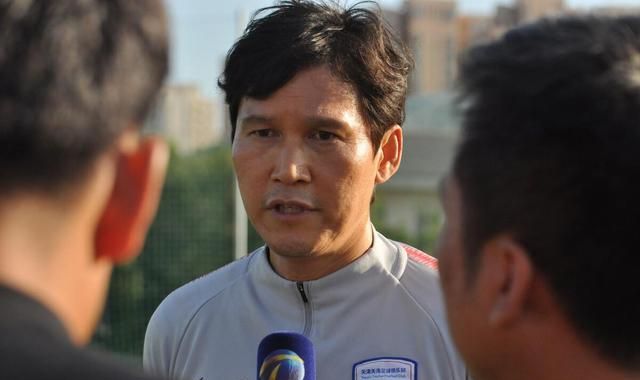 早上9点!国足收到消息:越南准备了“秘密武器”,李铁麻烦了休闲区蓝鸢梦想 - Www.slyday.coM 早上9点!国足收到消息:越南准备了“秘密武器”,李铁麻烦了休闲区蓝鸢梦想 - Www.slyday.coM