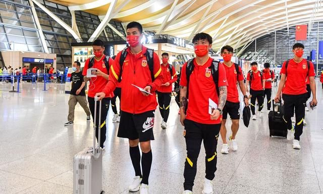 细思极恐!对阵越南,国足后防伤病严重,于大宝或许又要首发出场休闲区蓝鸢梦想 - Www.slyday.coM 细思极恐!对阵越南,国足后防伤病严重,于大宝或许又要首发出场休闲区蓝鸢梦想 - Www.slyday.coM