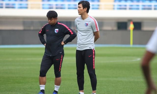 早上9点!国足收到消息:越南准备了“秘密武器”,李铁麻烦了休闲区蓝鸢梦想 - Www.slyday.coM 早上9点!国足收到消息:越南准备了“秘密武器”,李铁麻烦了休闲区蓝鸢梦想 - Www.slyday.coM