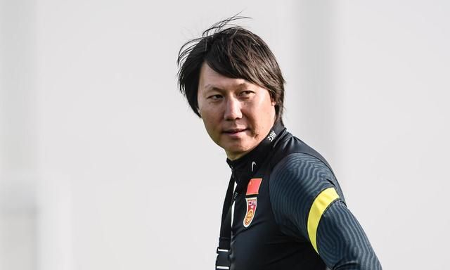 国足VS越南：李铁迎合球迷,将2主力拿下,1人落选成致命失误休闲区蓝鸢梦想 - Www.slyday.coM