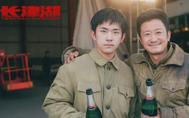 《长津湖》,影片精髓揭秘,吴京不让易烊千玺开枪的3大原因休闲区蓝鸢梦想 - Www.slyday.coM