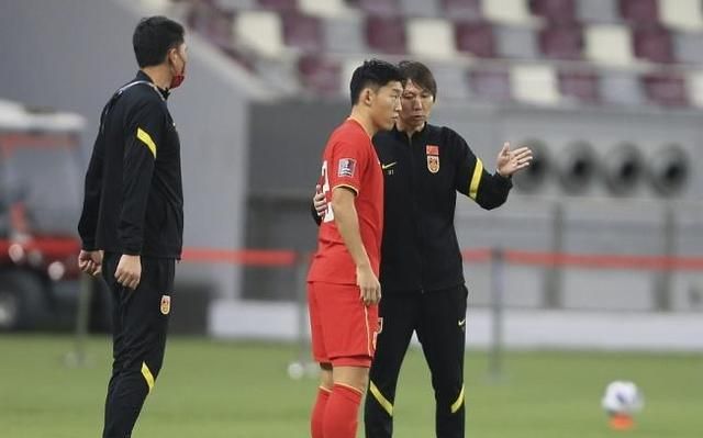 必胜中国!朴恒绪大打心理战,越南球员秀肌肉,国足如何应对?休闲区蓝鸢梦想 - Www.slyday.coM