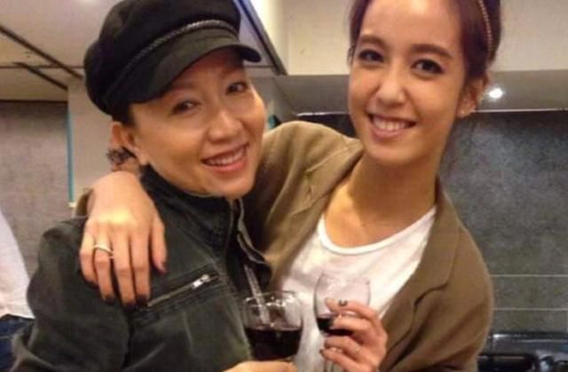 又一独居艺人去世!51岁女演员死于家中,临终无人陪伴,孤独离开休闲区蓝鸢梦想 - Www.slyday.coM 又一独居艺人去世!51岁女演员死于家中,临终无人陪伴,孤独离开休闲区蓝鸢梦想 - Www.slyday.coM