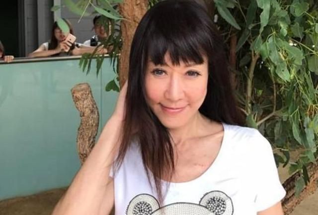 又一独居艺人去世!51岁女演员死于家中,临终无人陪伴,孤独离开休闲区蓝鸢梦想 - Www.slyday.coM 又一独居艺人去世!51岁女演员死于家中,临终无人陪伴,孤独离开休闲区蓝鸢梦想 - Www.slyday.coM