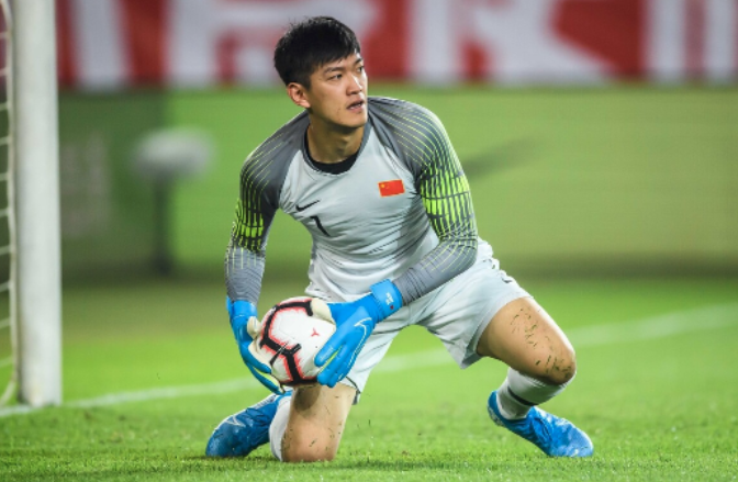 CCTV5直播!国足PK越南队重置442,武磊+4金靴将首发,以攻代守休闲区蓝鸢梦想 - Www.slyday.coM CCTV5直播!国足PK越南队重置442,武磊+4金靴将首发,以攻代守休闲区蓝鸢梦想 - Www.slyday.coM