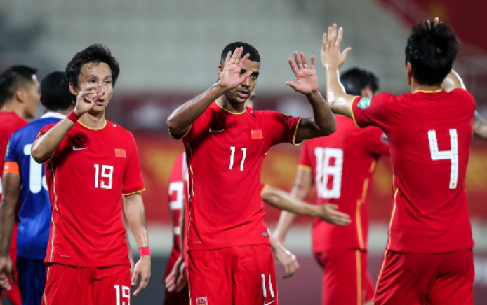 CCTV5直播!国足PK越南队重置442,武磊+4金靴将首发,以攻代守休闲区蓝鸢梦想 - Www.slyday.coM CCTV5直播!国足PK越南队重置442,武磊+4金靴将首发,以攻代守休闲区蓝鸢梦想 - Www.slyday.coM