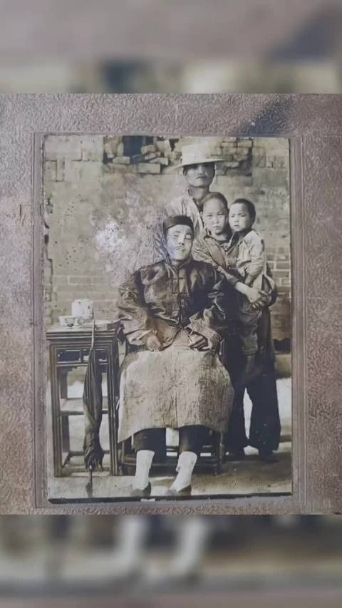 小秋和沥川超甜的一段,看的脸红心跳的!