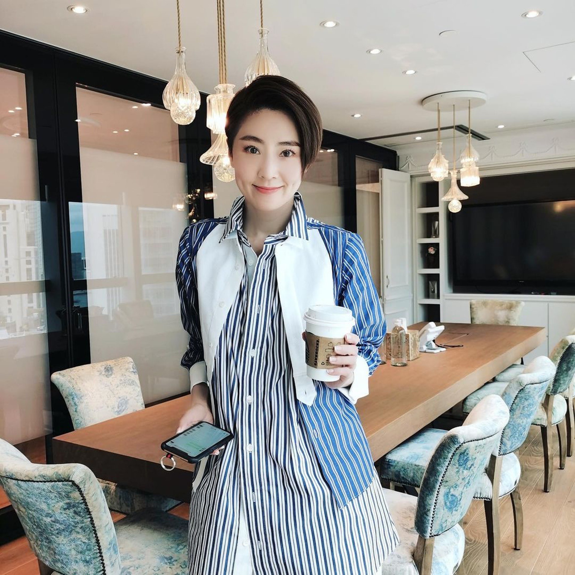 46岁张玉珊罕见出席活动，不介意被曝身家三亿，退圈20年拒绝复出休闲区蓝鸢梦想 - Www.slyday.coM