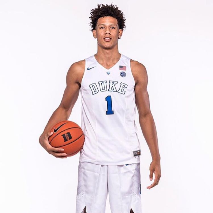 三位新秀表现出色,坎帕佐地位不保,12位新秀"竞演"