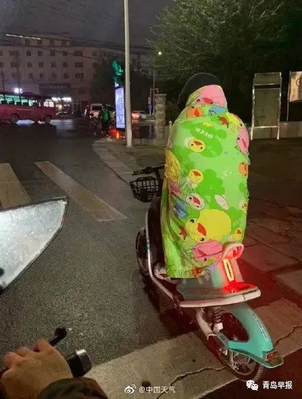 醒醒，明天要上班了！今年没有节假日了! 并且上海将开启降雨降温模式...休闲区蓝鸢梦想 - Www.slyday.coM