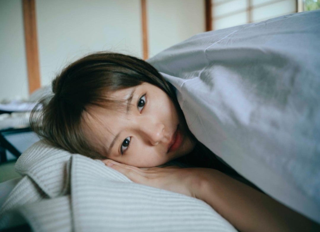 日本少女18岁签约，却被公司雪藏5年！出道便美如惊鸿！休闲区蓝鸢梦想 - Www.slyday.coM