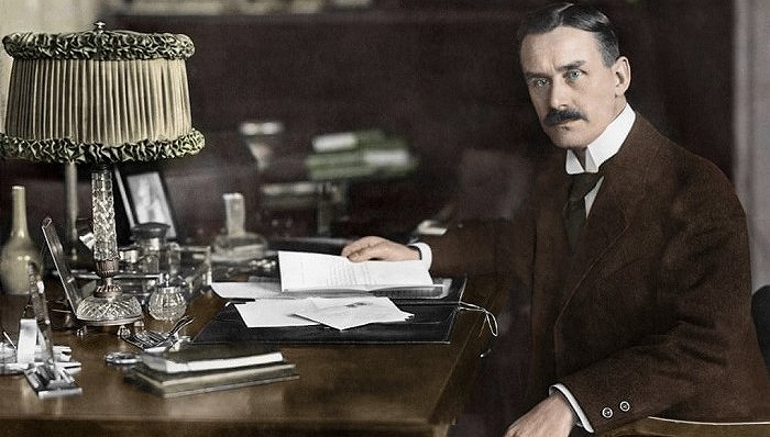 “动荡年代的公共知识分子”：1916年的托马斯·曼。图片来源：ullstein bild/Getty Images