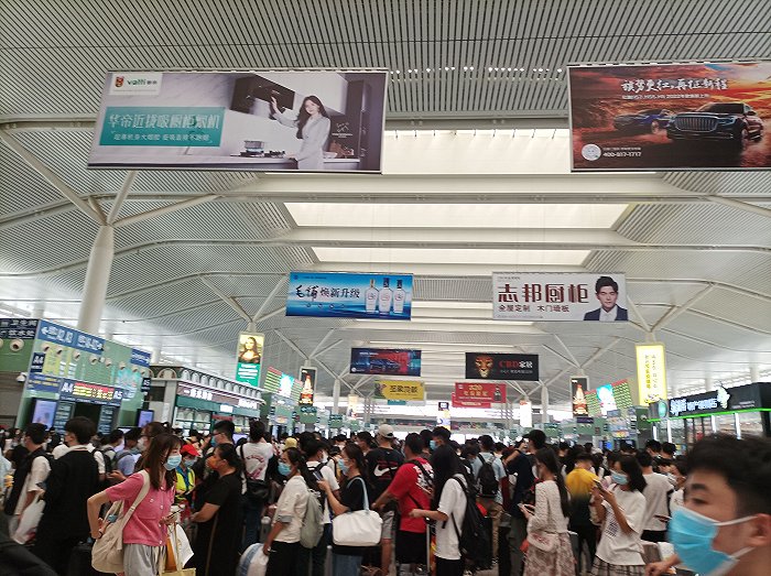 南昌西火车站检票口 图片由受访者提供