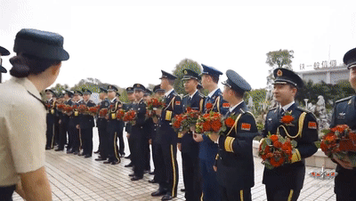 国庆的集体婚礼,这场是王炸|火箭军_新浪新闻