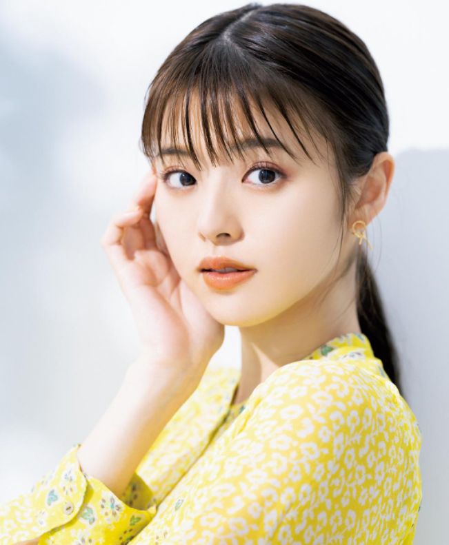 日本少女18岁签约，却被公司雪藏5年！出道便美如惊鸿！休闲区蓝鸢梦想 - Www.slyday.coM